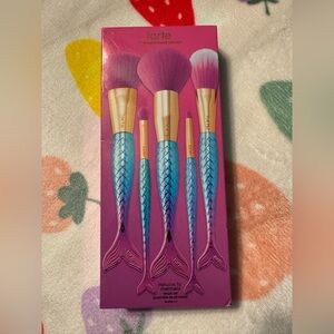Tarte minutes to mermaid brush set